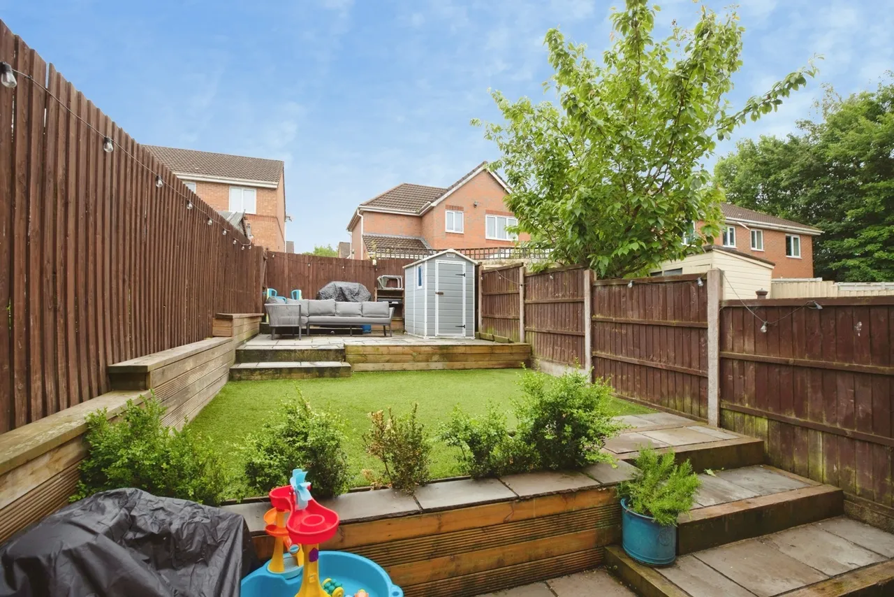 Fieldfare Court, Chorley, Lancashire, PR7, photo 12