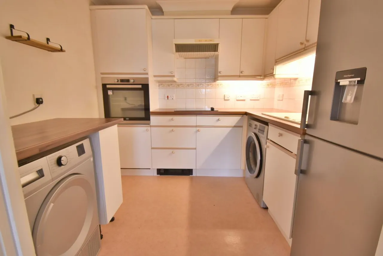 St Marys Mews, BH22, photo 4