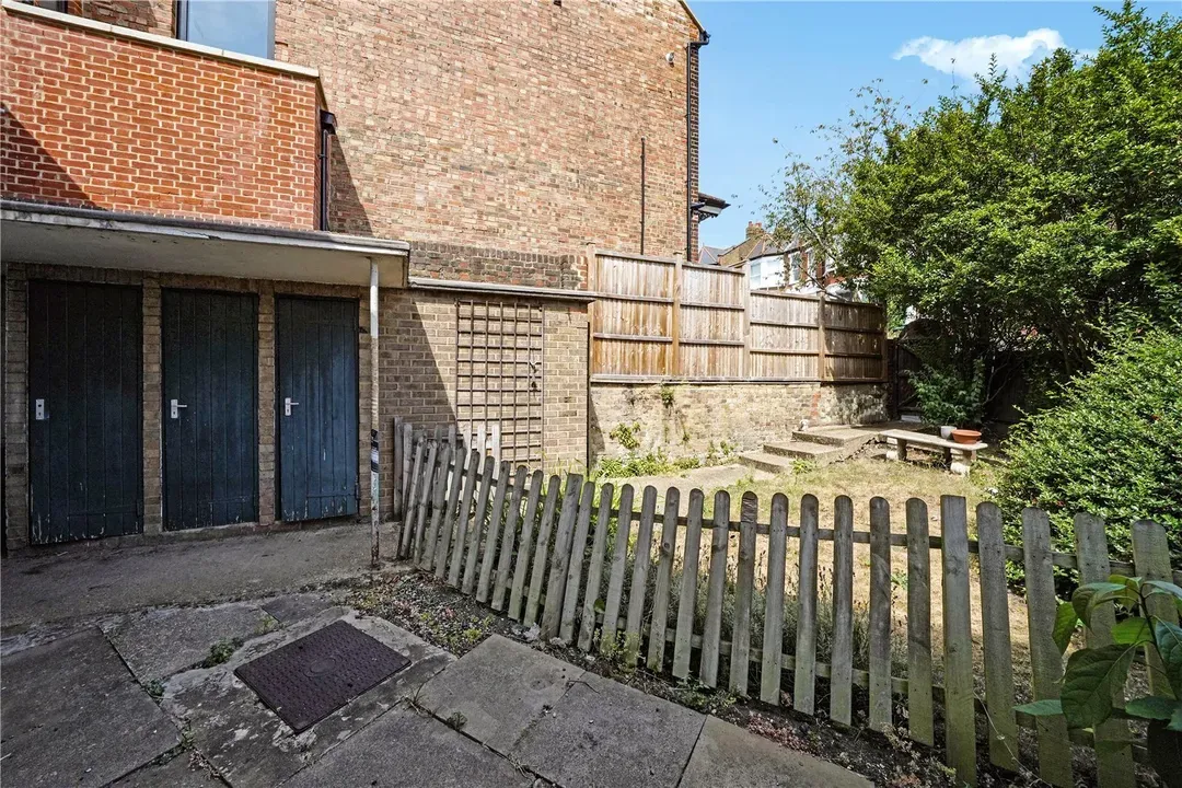 Westbere Road, Cricklewood, London, NW2, photo 3