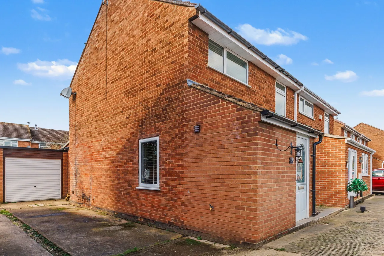 Pippins Road, Bredon, GL20, photo 24