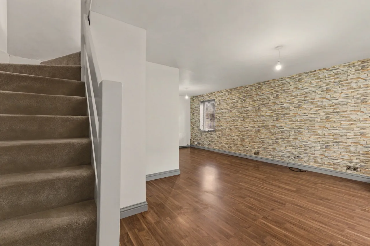 Pippins Road, Bredon, GL20, photo 11