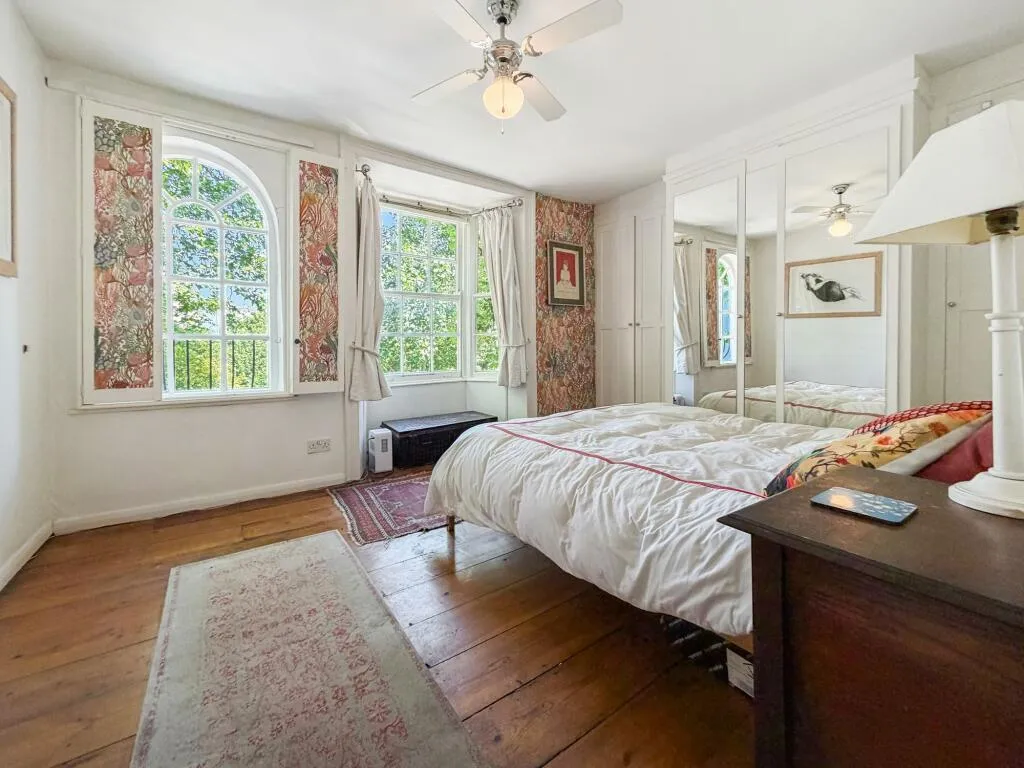 Howard Terrace, Brighton, photo 11