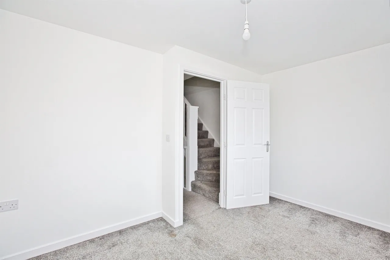 Pipit Way, Houndstone, Yeovil, photo 10