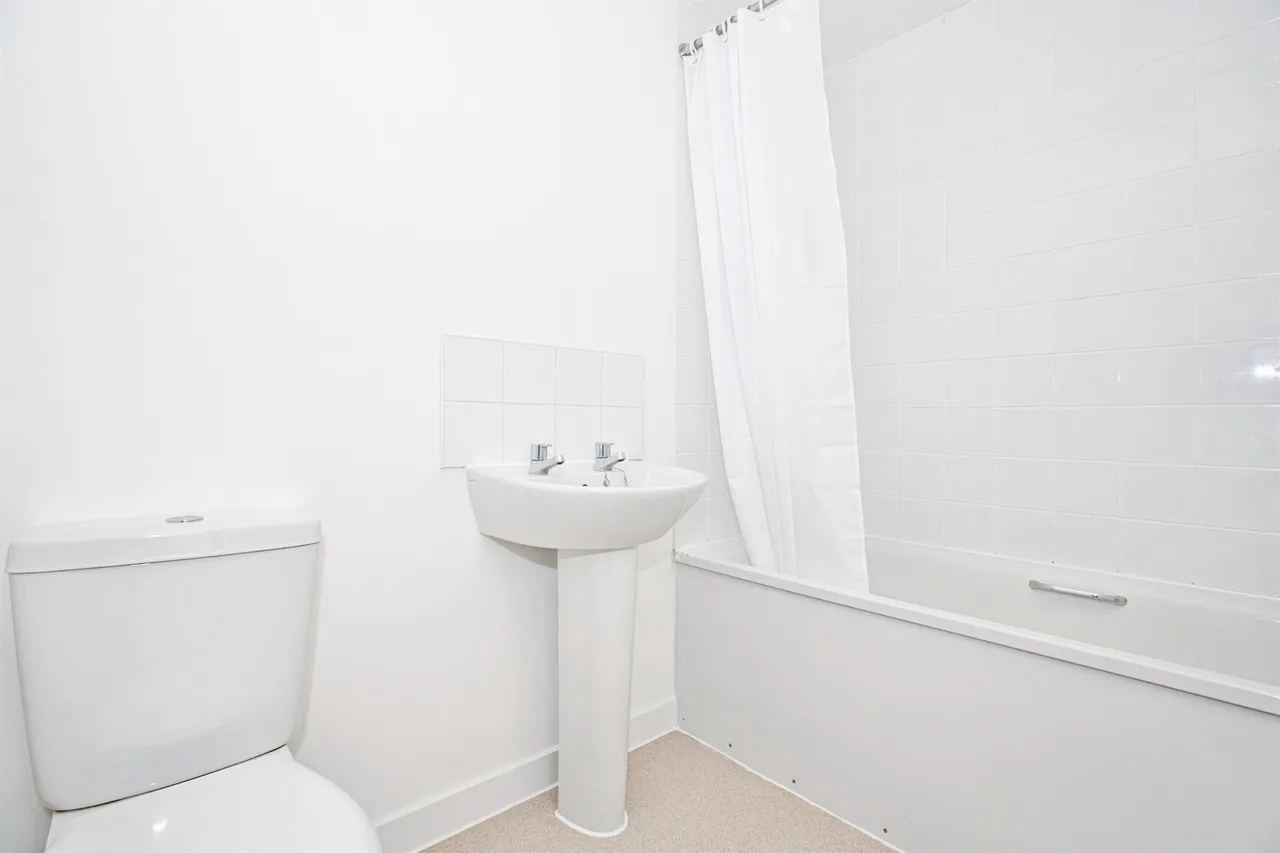 Pipit Way, Houndstone, Yeovil, photo 12