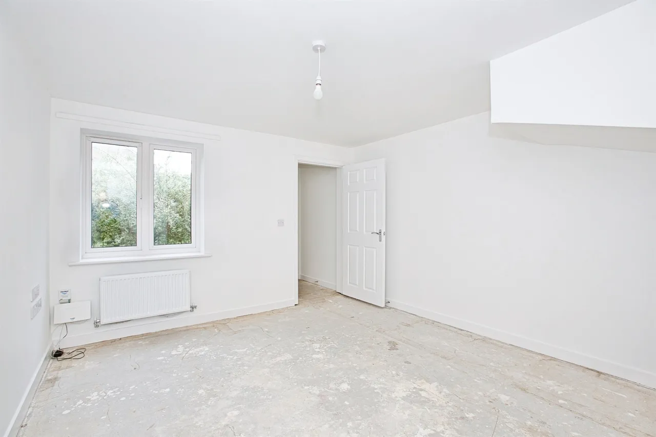 Pipit Way, Houndstone, Yeovil, photo 2