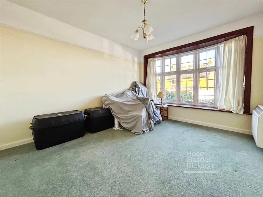 Alvington Road, Newport, PO30, photo 9