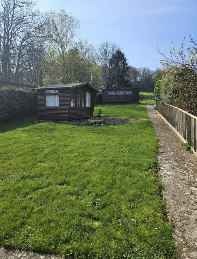 Alvington Road, Newport, PO30, photo 15