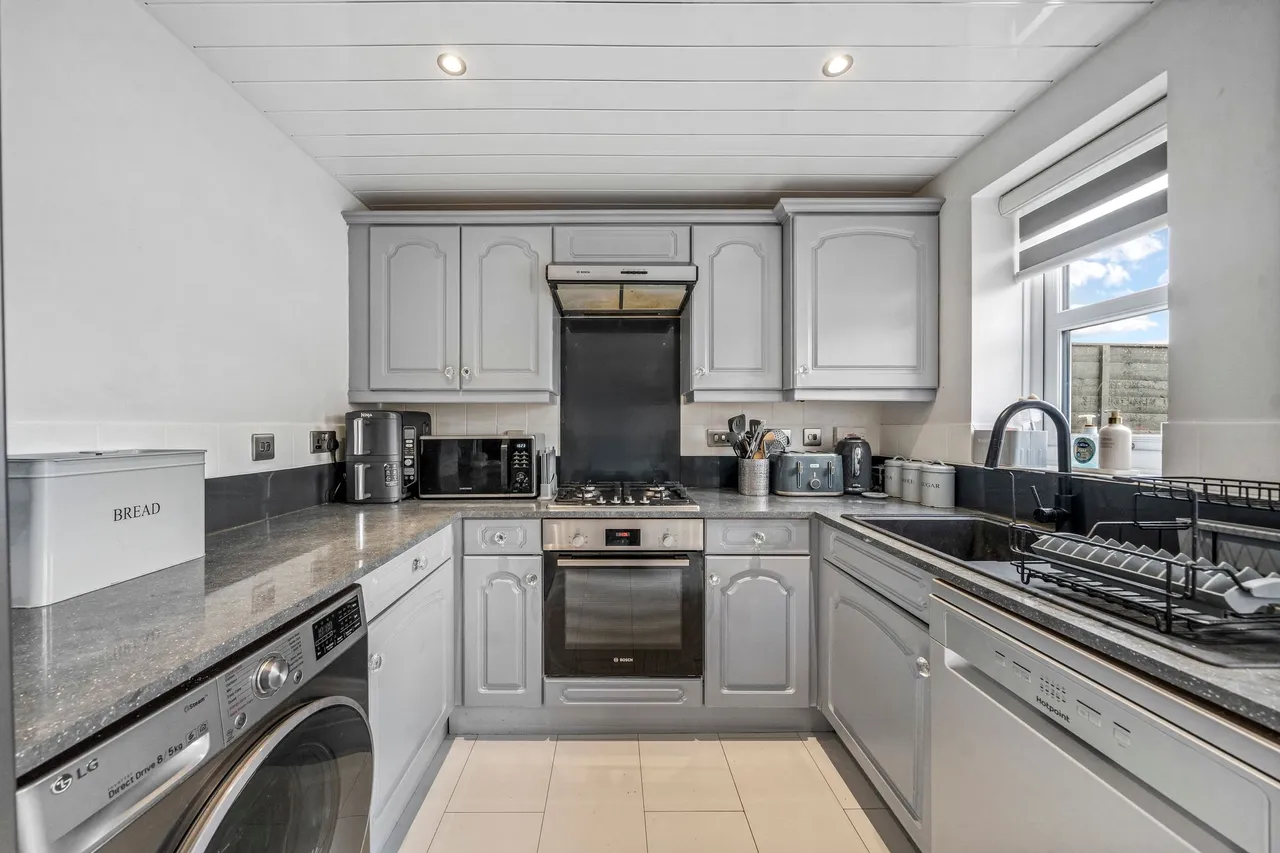Harrison Way, Newton-Le-Willows, Newton-Le-Willows, WA12 9JQ, photo 3