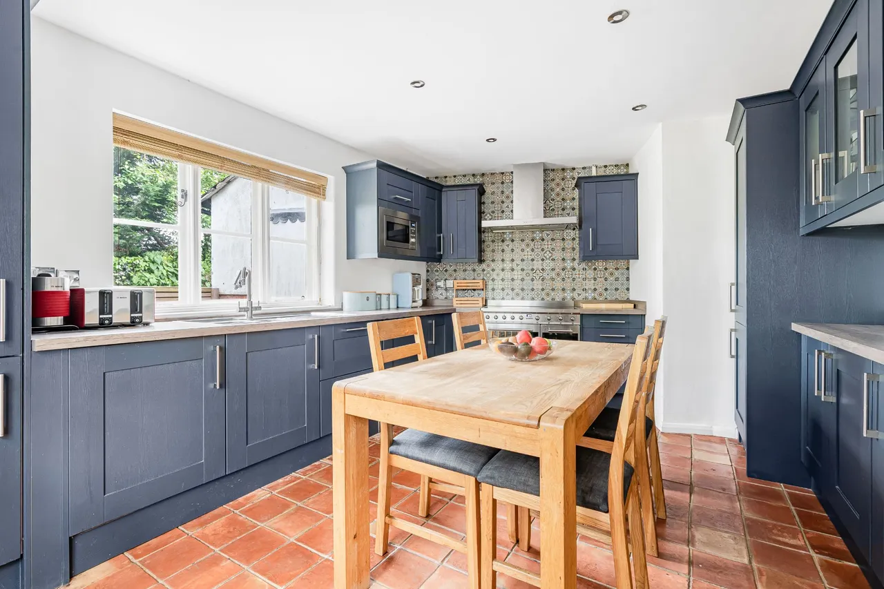 Dark Lane, Wingrave, HP22, photo 6
