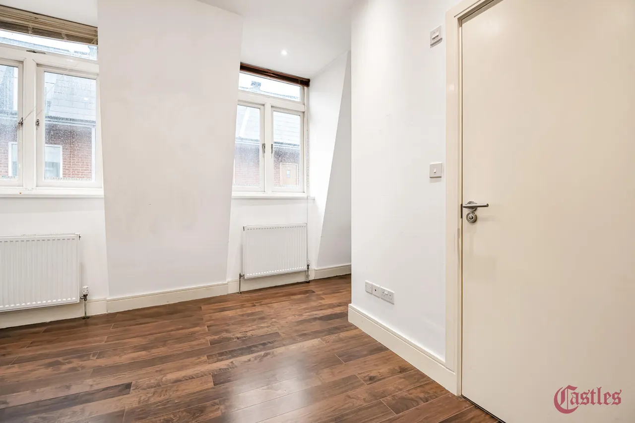 Coleridge Road, N8, photo 12