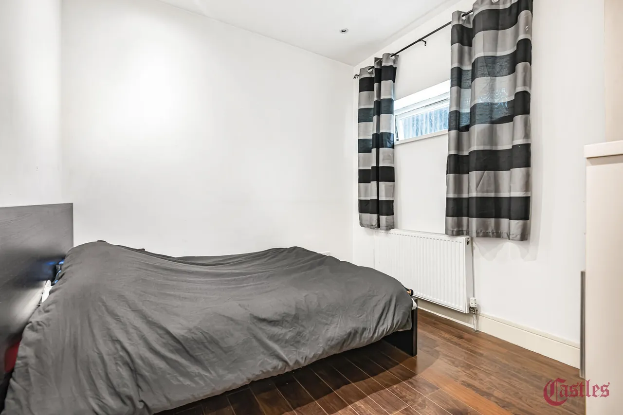 Coleridge Road, N8, photo 5