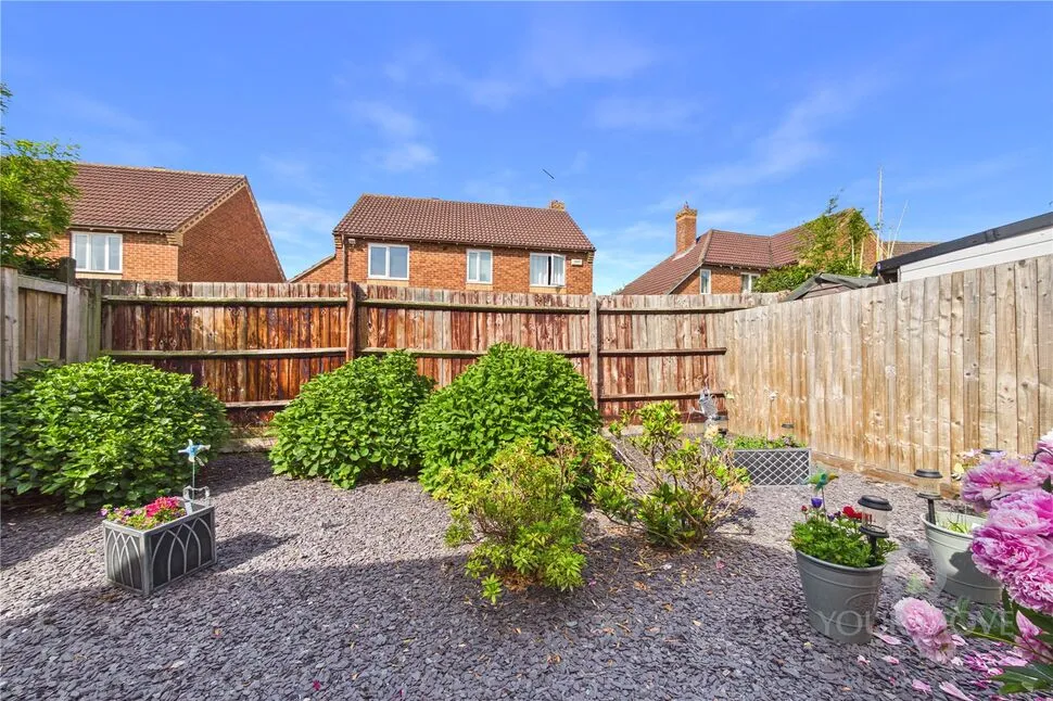 Belstead Road, Abington Vale, Northampton, Northamptonshire, NN3, photo 2