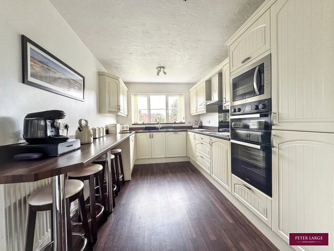 Ffordd Idwal, Prestatyn, Denbighshire, LL19 7PH, photo 4