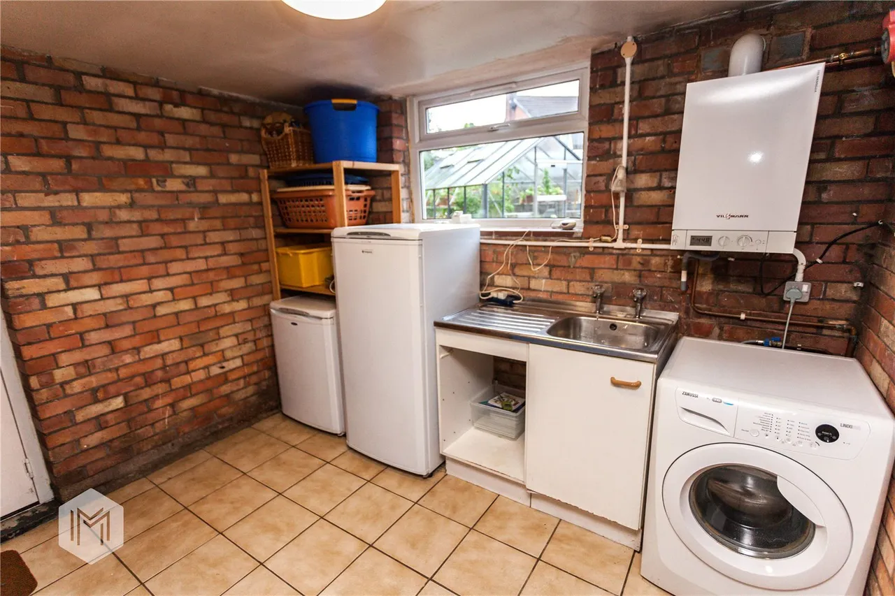 Kinloch Drive, Bolton, BL1 4LZ, photo 20
