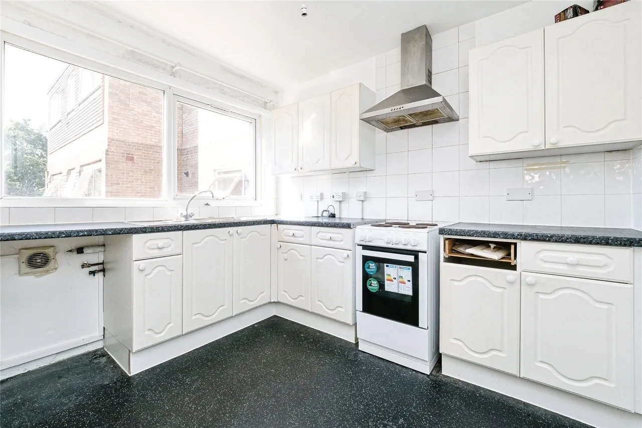 Wingrave Crescent, Brentwood, Essex, CM14, photo 2