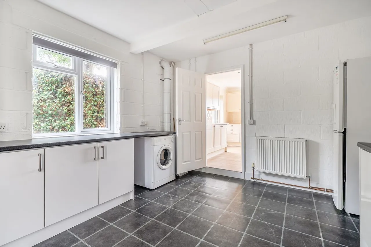 Upper Marsh Road, Warminster, BA12, photo 8