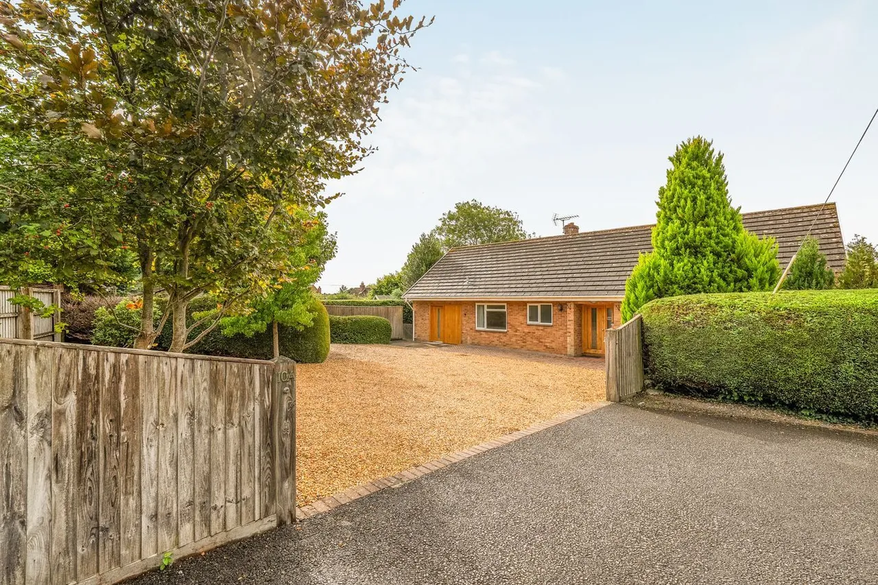 Upper Marsh Road, Warminster, BA12, photo 19