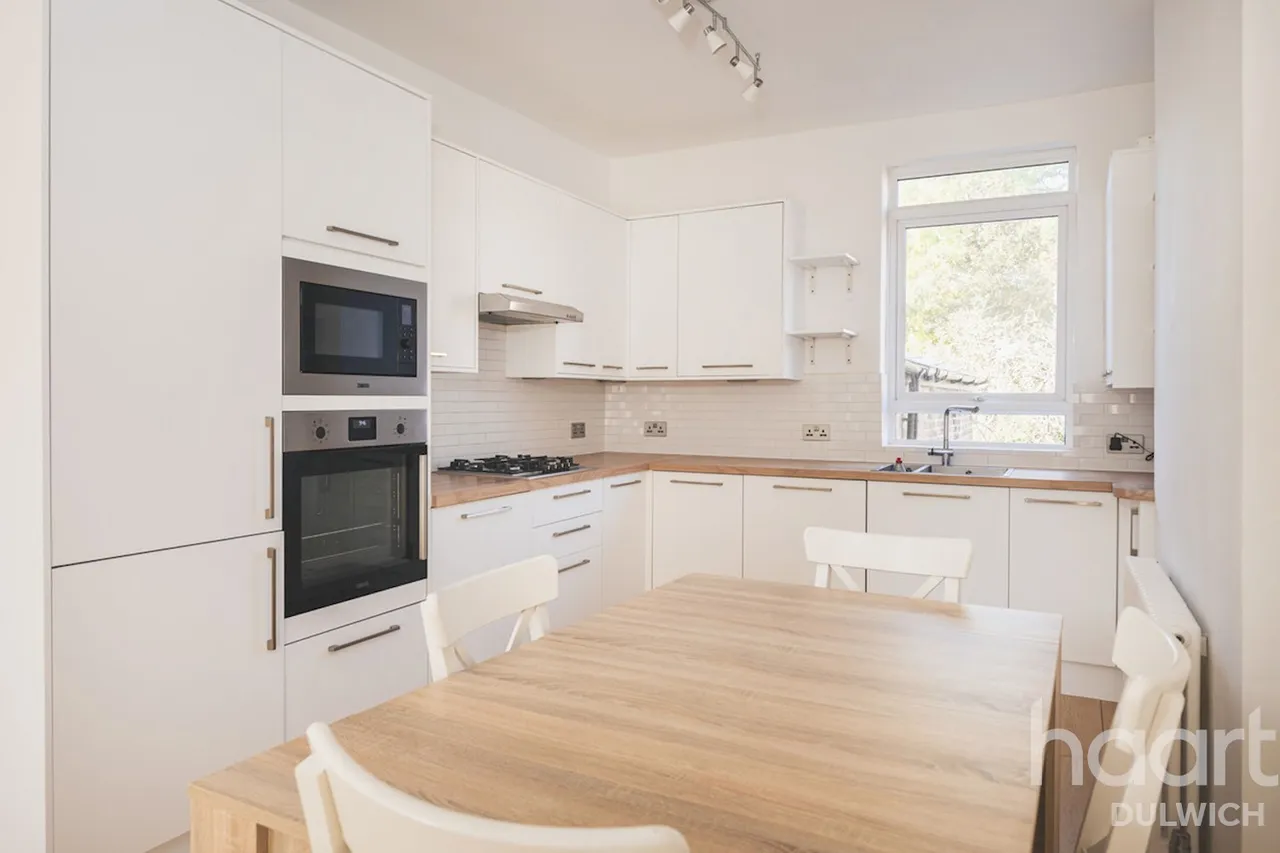 Melbourne Grove, London, SE22, photo 3
