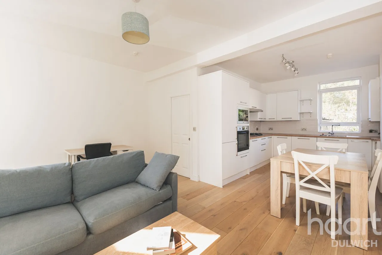 Melbourne Grove, London, SE22, photo 2