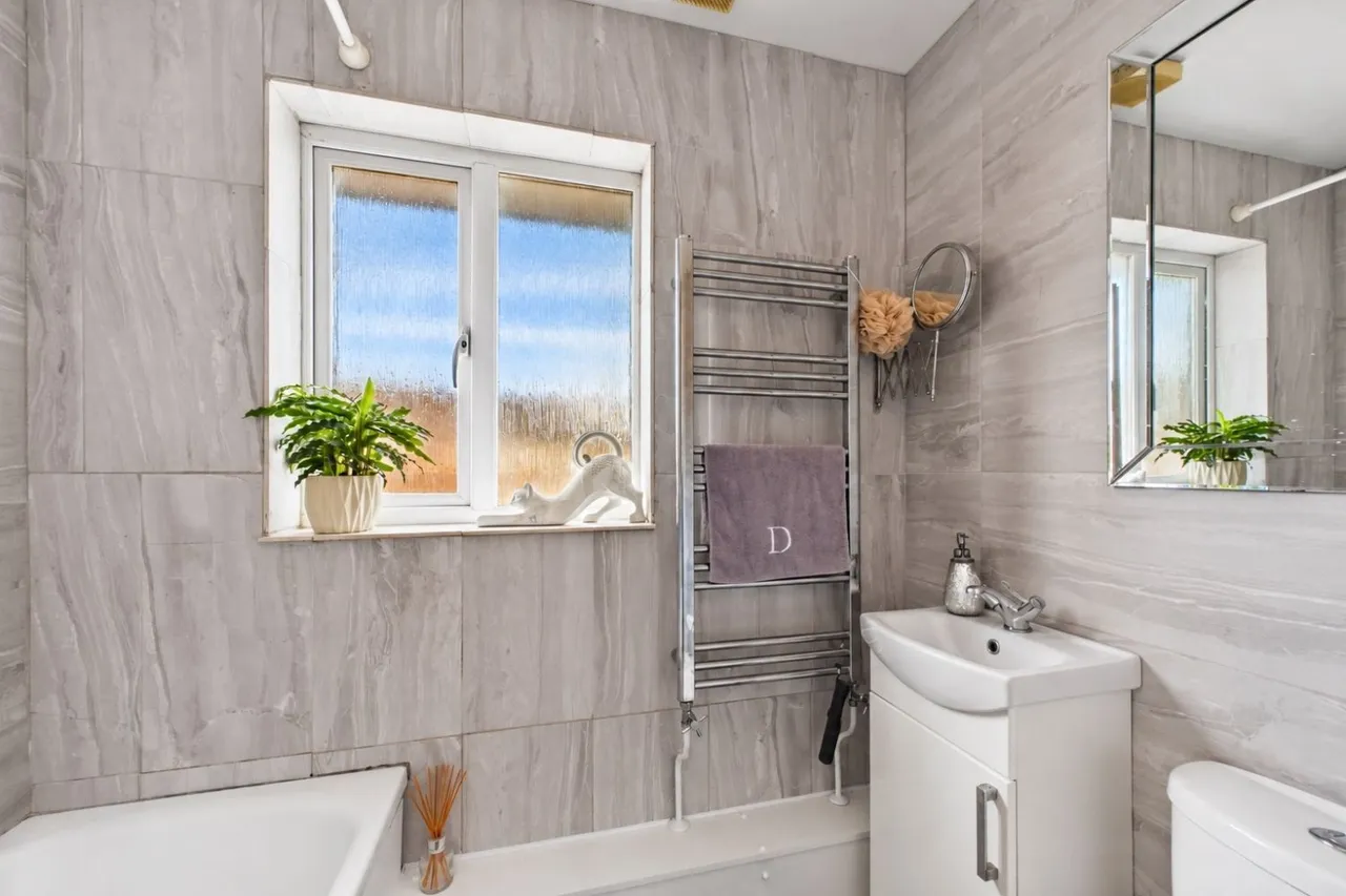 Newton Way, Leighton Buzzard, LU7, photo 13