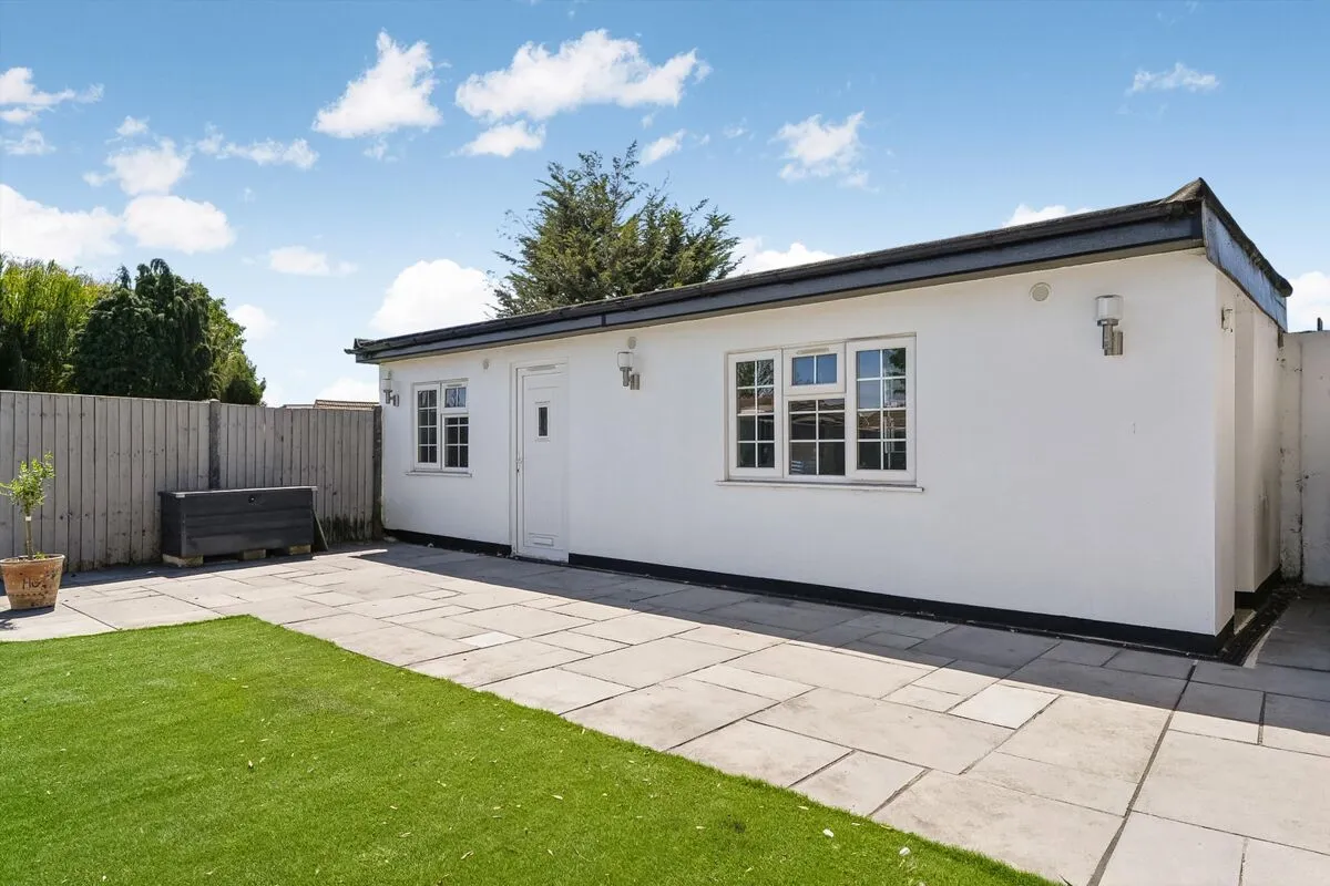 Harlington Road, Uxbridge, UB8, photo 20