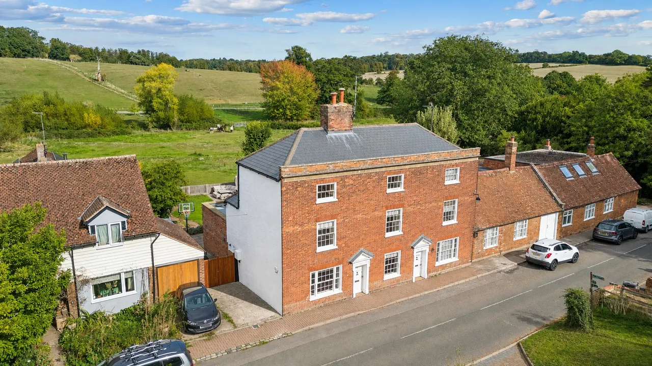 4 bed house for sale, High Street, Whitwell, SG4