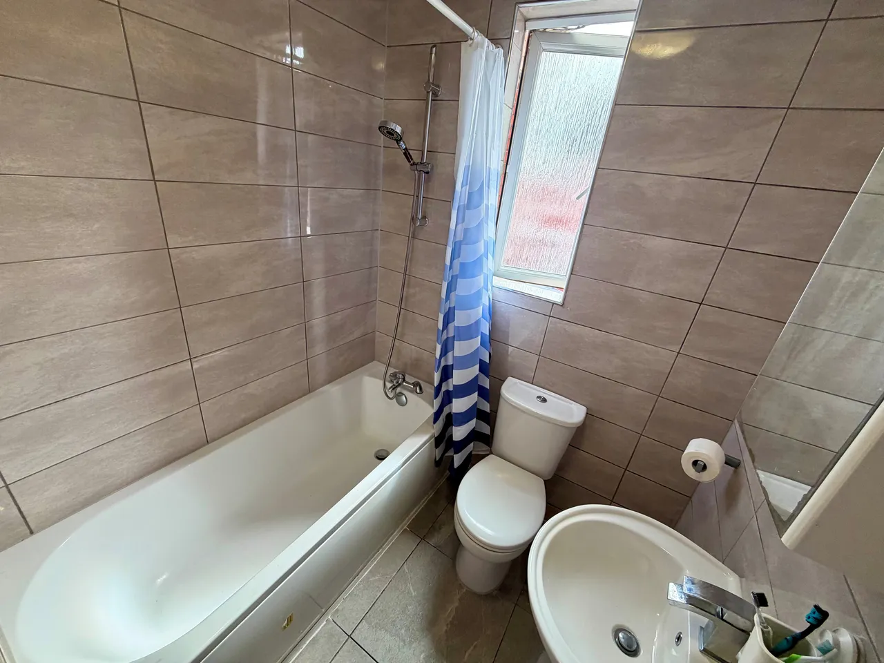Kippax Street, Rusholme, M14, photo 7