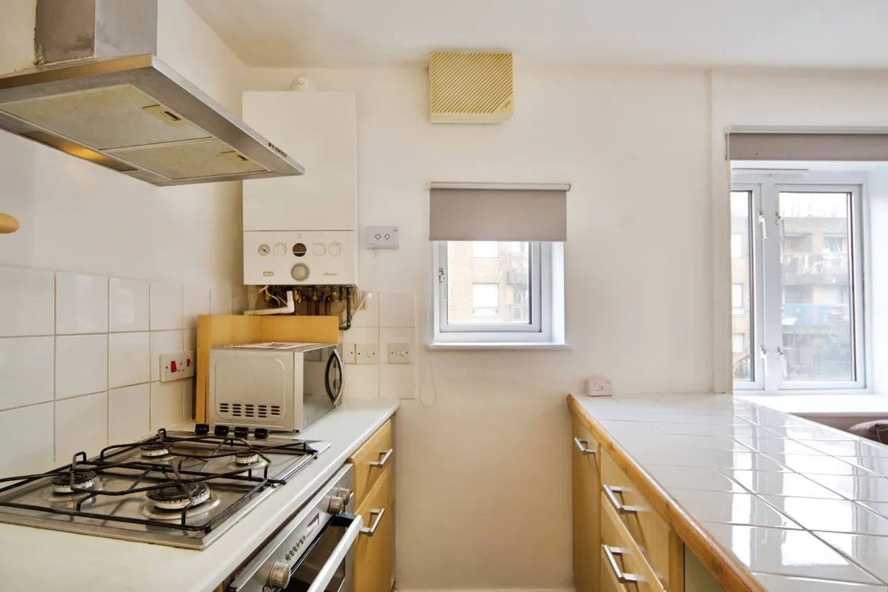 St Marys Court, Rainhill Way, Bow, E3, photo 4