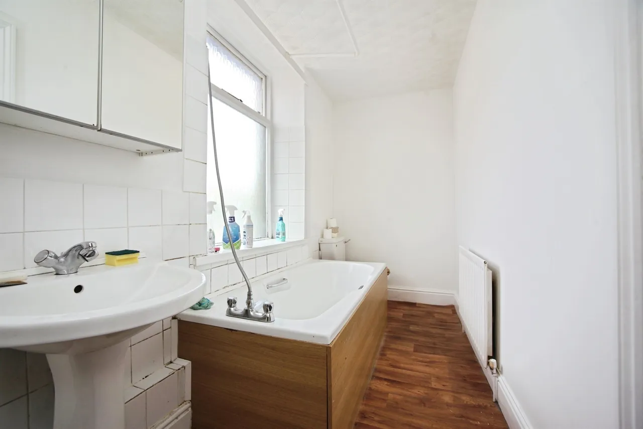 Duffryn Street, Ferndale, CF43, photo 4