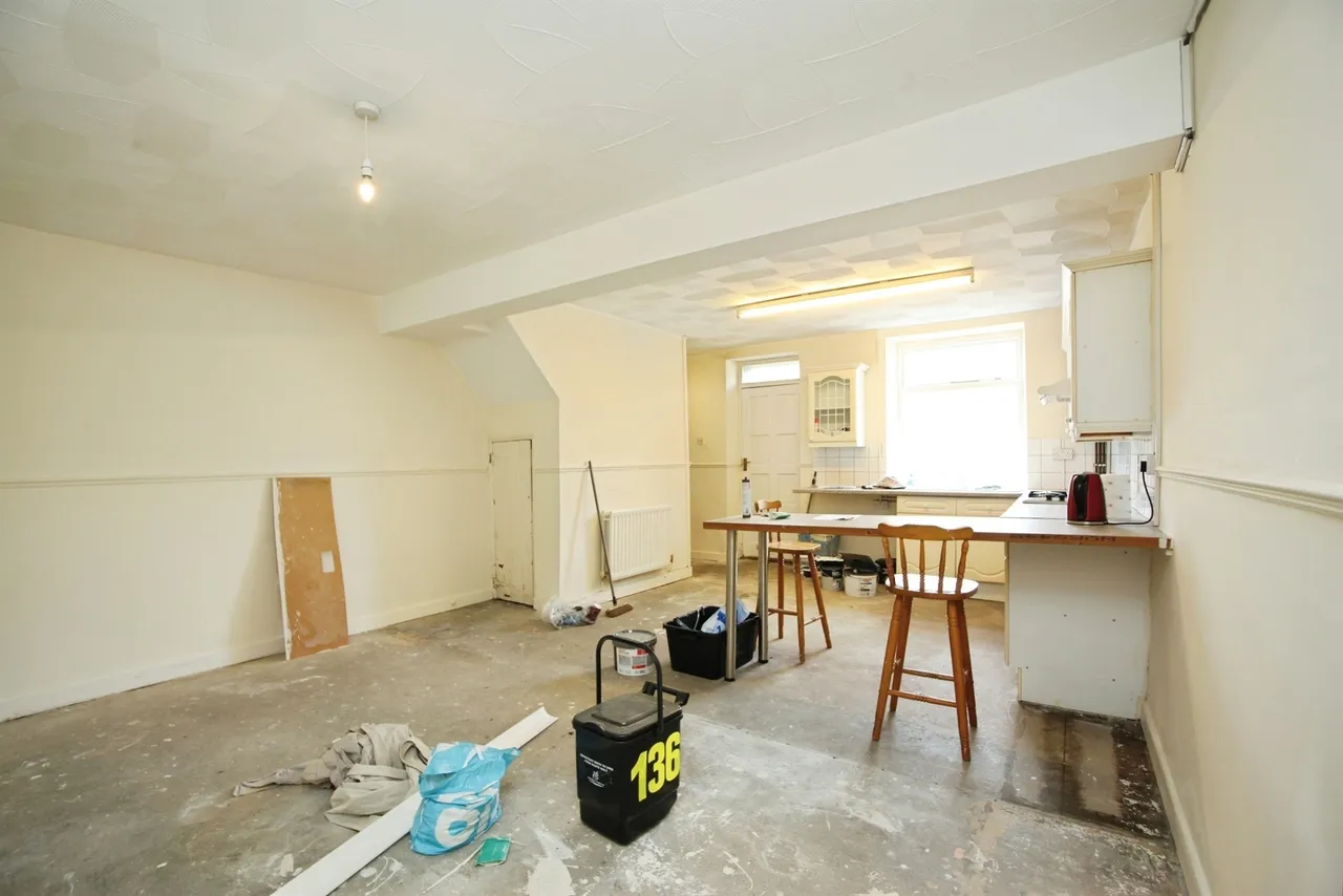 Duffryn Street, Ferndale, CF43, photo 13