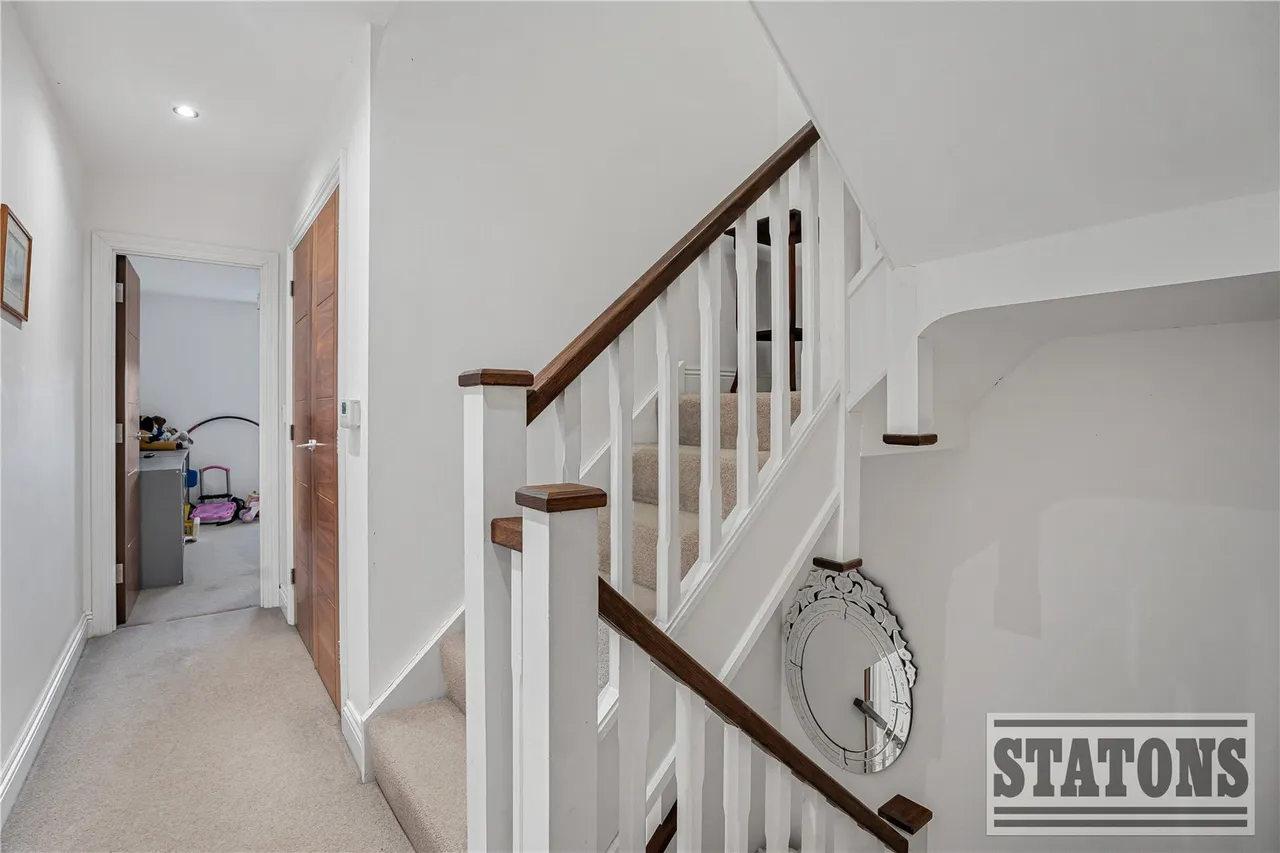 Green Close, Brookmans Park, Hertfordshire, AL9 7ST, photo 11