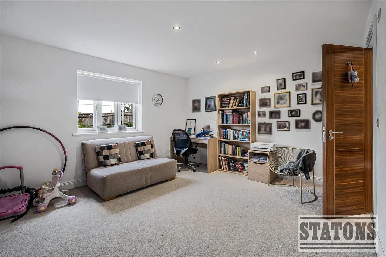 Green Close, Brookmans Park, Hertfordshire, AL9 7ST, photo 9