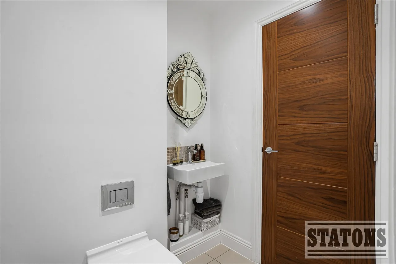 Green Close, Brookmans Park, Hertfordshire, AL9 7ST, photo 6