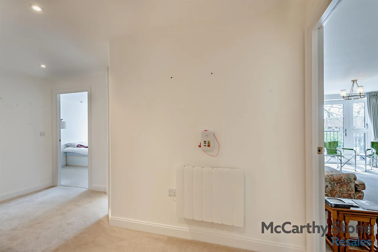 High View, Bedford, MK41, photo 12
