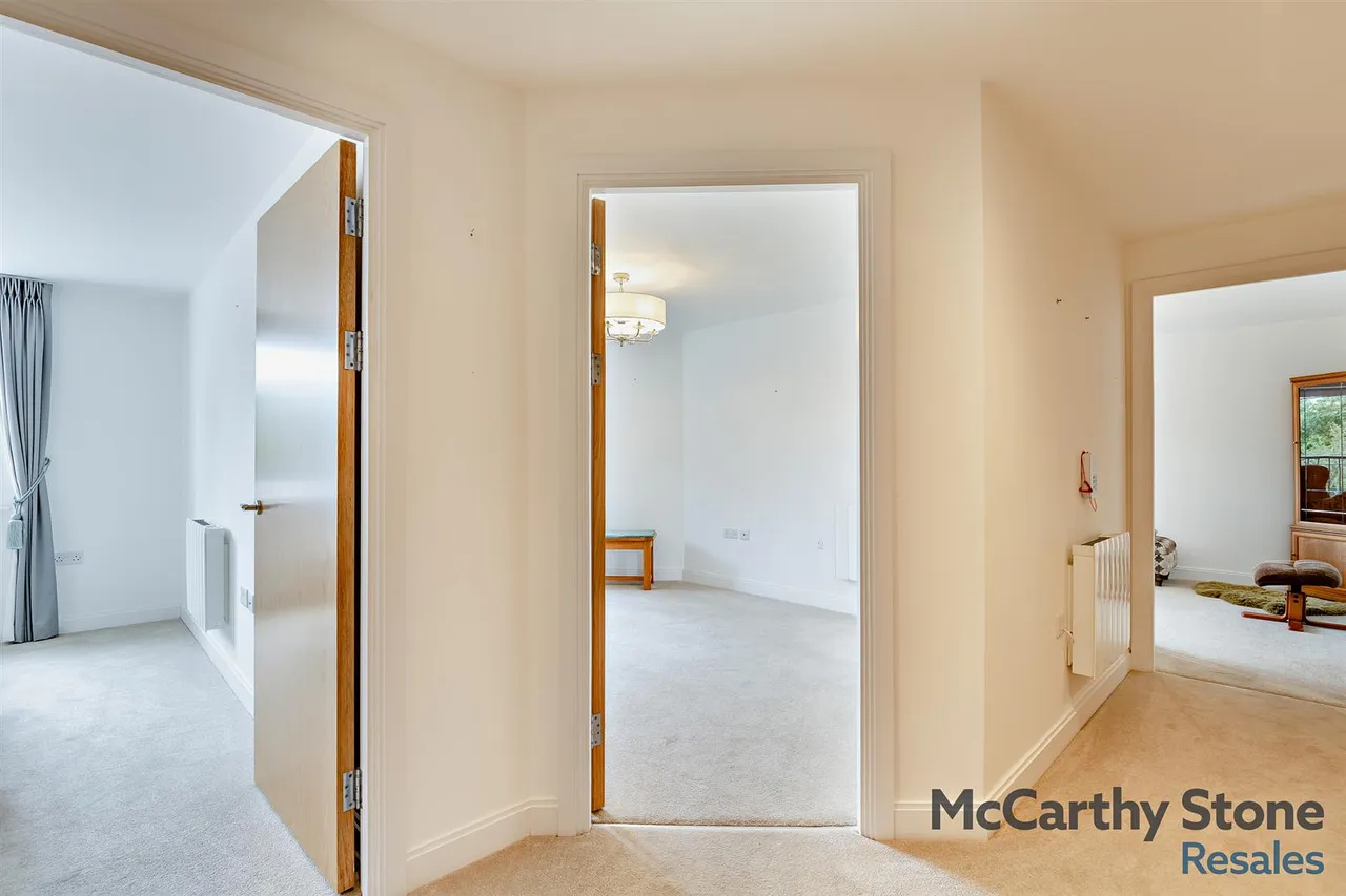 High View, Bedford, MK41, photo 11