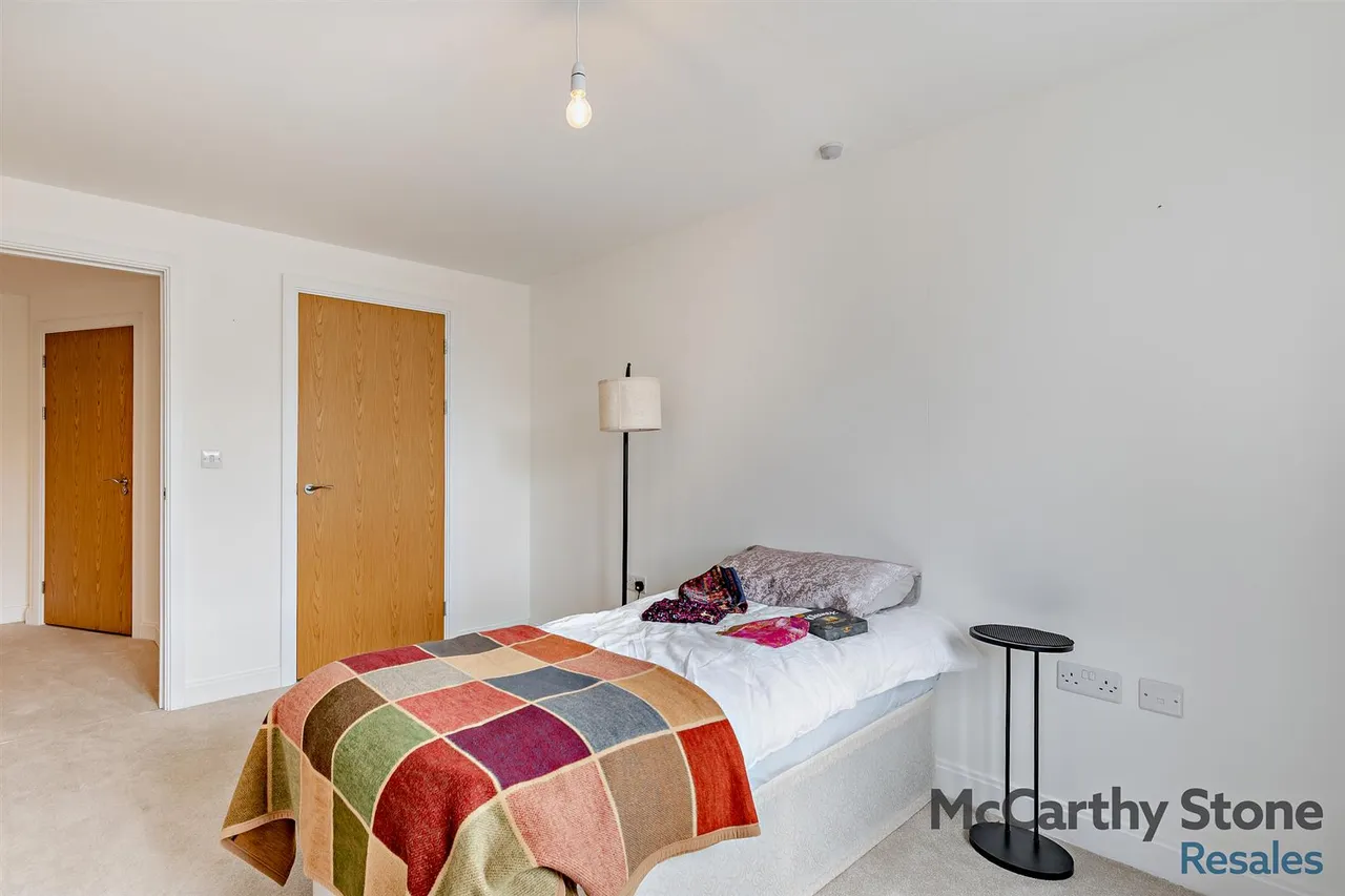 High View, Bedford, MK41, photo 6
