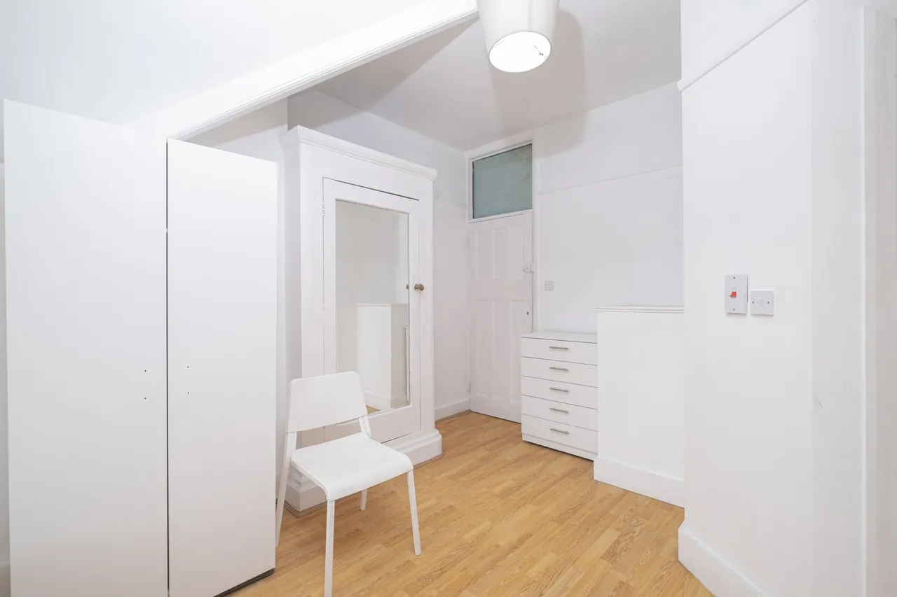 Great North Road, Highgate, photo 5