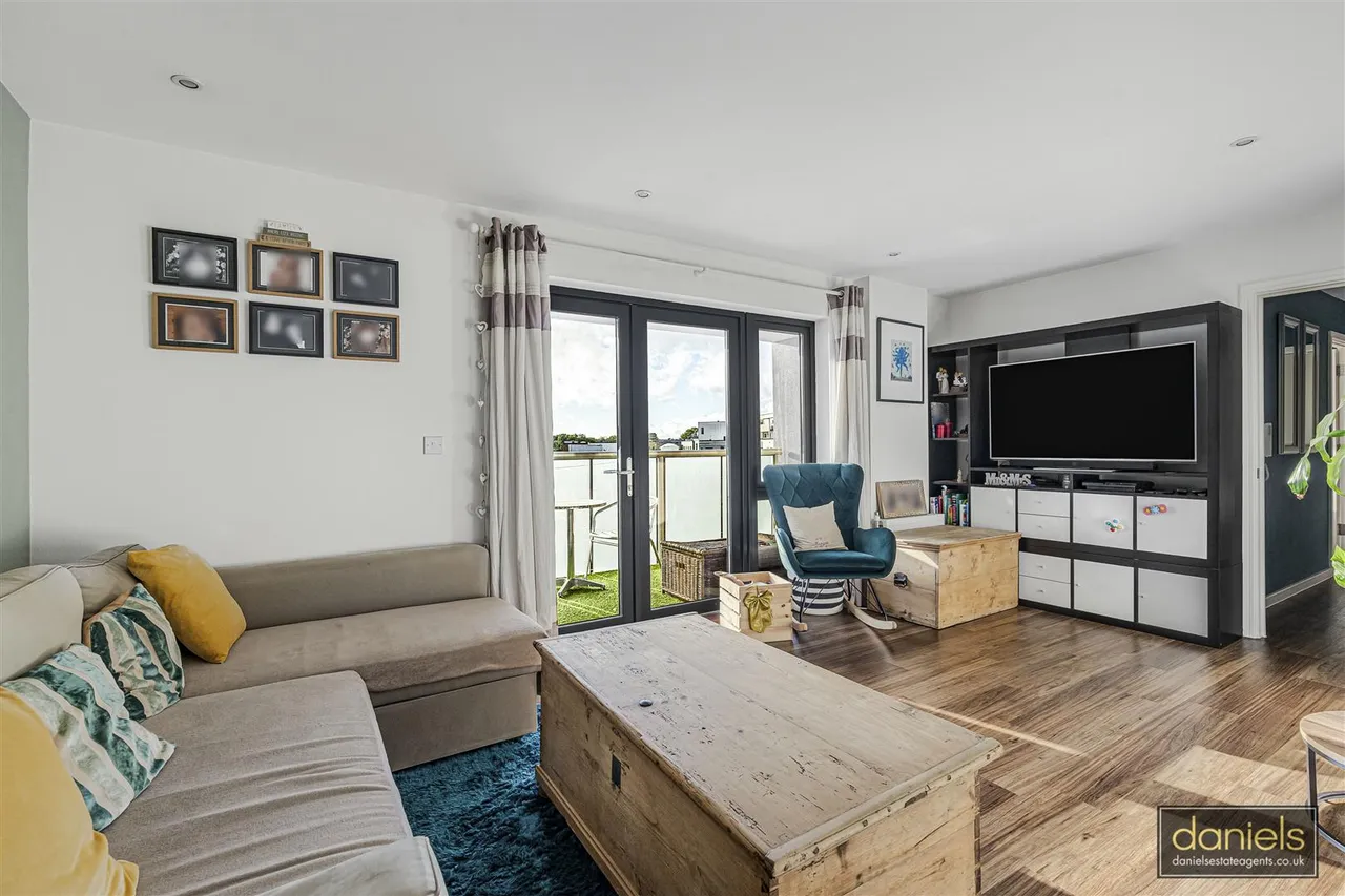 Williams Way, Wembley, HA0, photo 5