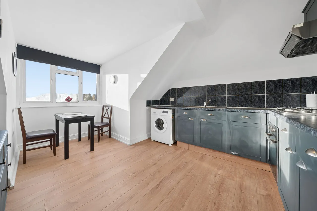 St Leonard's Road, Ealing, W13, photo 3