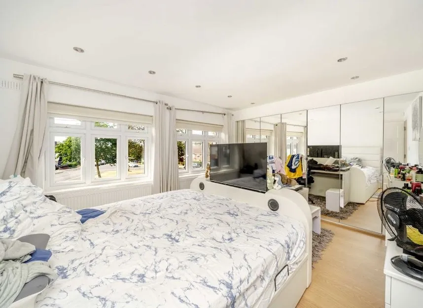 Woodcote Avenue, Mill Hill, NW7, photo 7