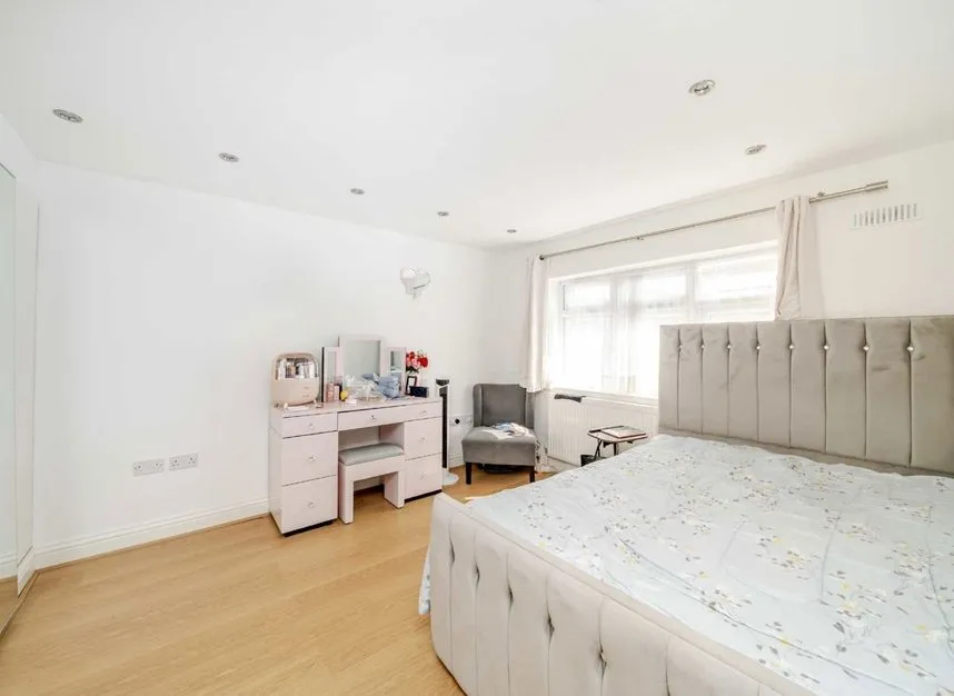 Woodcote Avenue, Mill Hill, NW7, photo 6