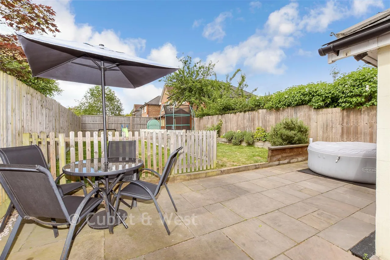 Monson Road, Redhill, RH1, photo 14