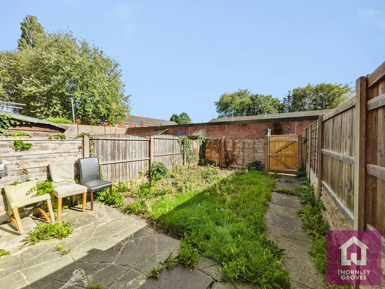 Canal Bank, Monton, M30, photo 12