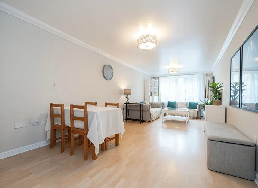 Twickenham Road, Old Isleworth, TW7, photo 2
