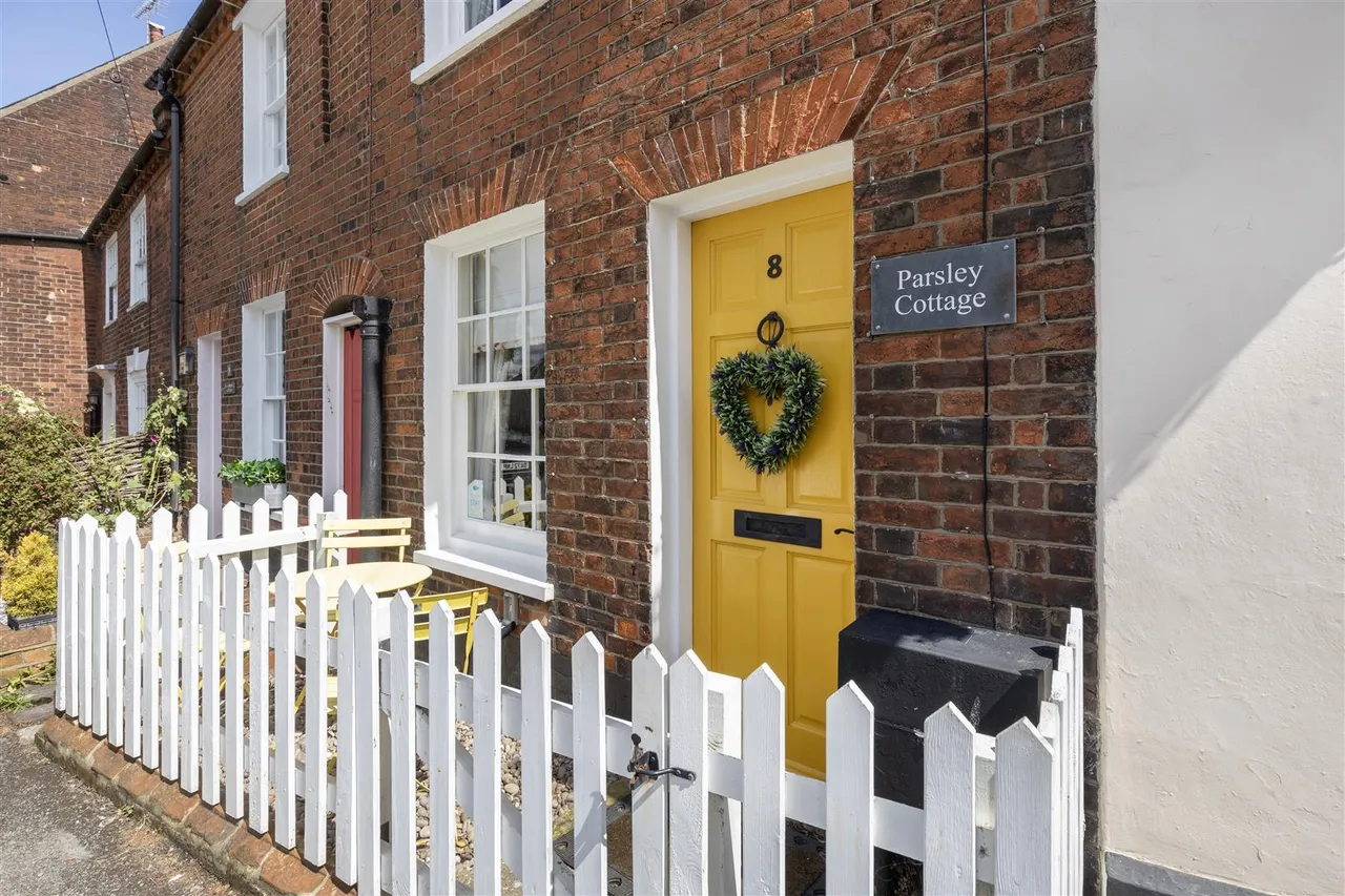 2 bed house for sale, East Green, Southwold, IP18