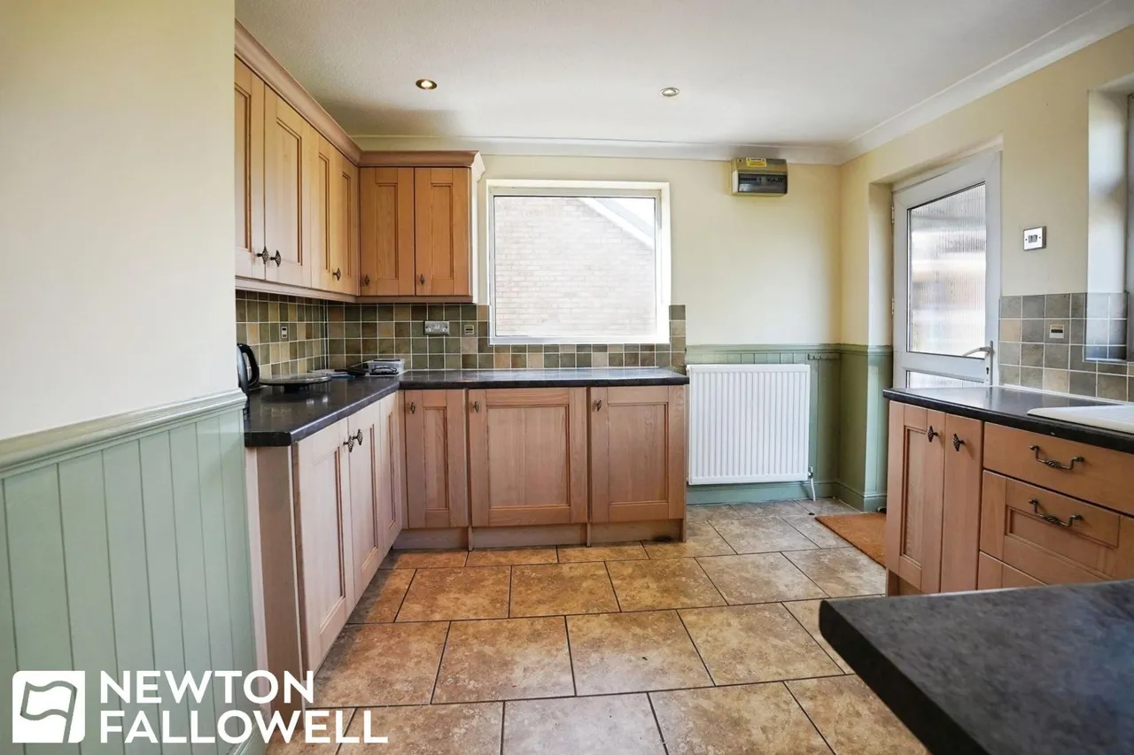 High Street, South Leverton, DN22, photo 6