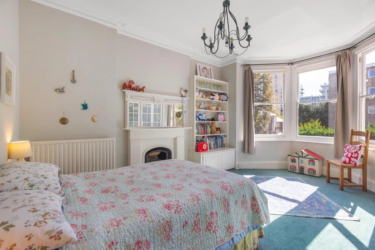 Gordon Road, London, W5, photo 17