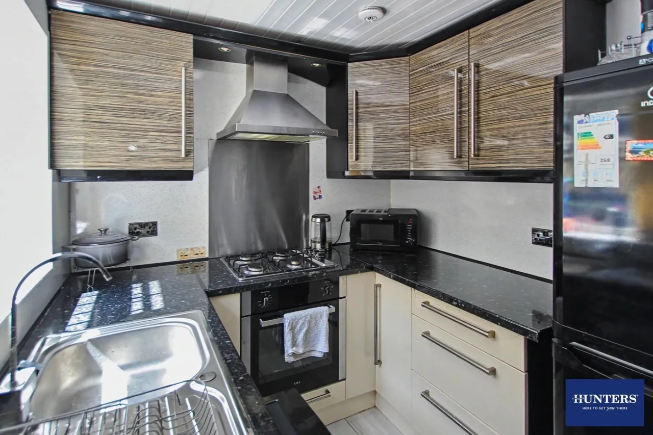 Beckside Road, Bradford, BD7, photo 8