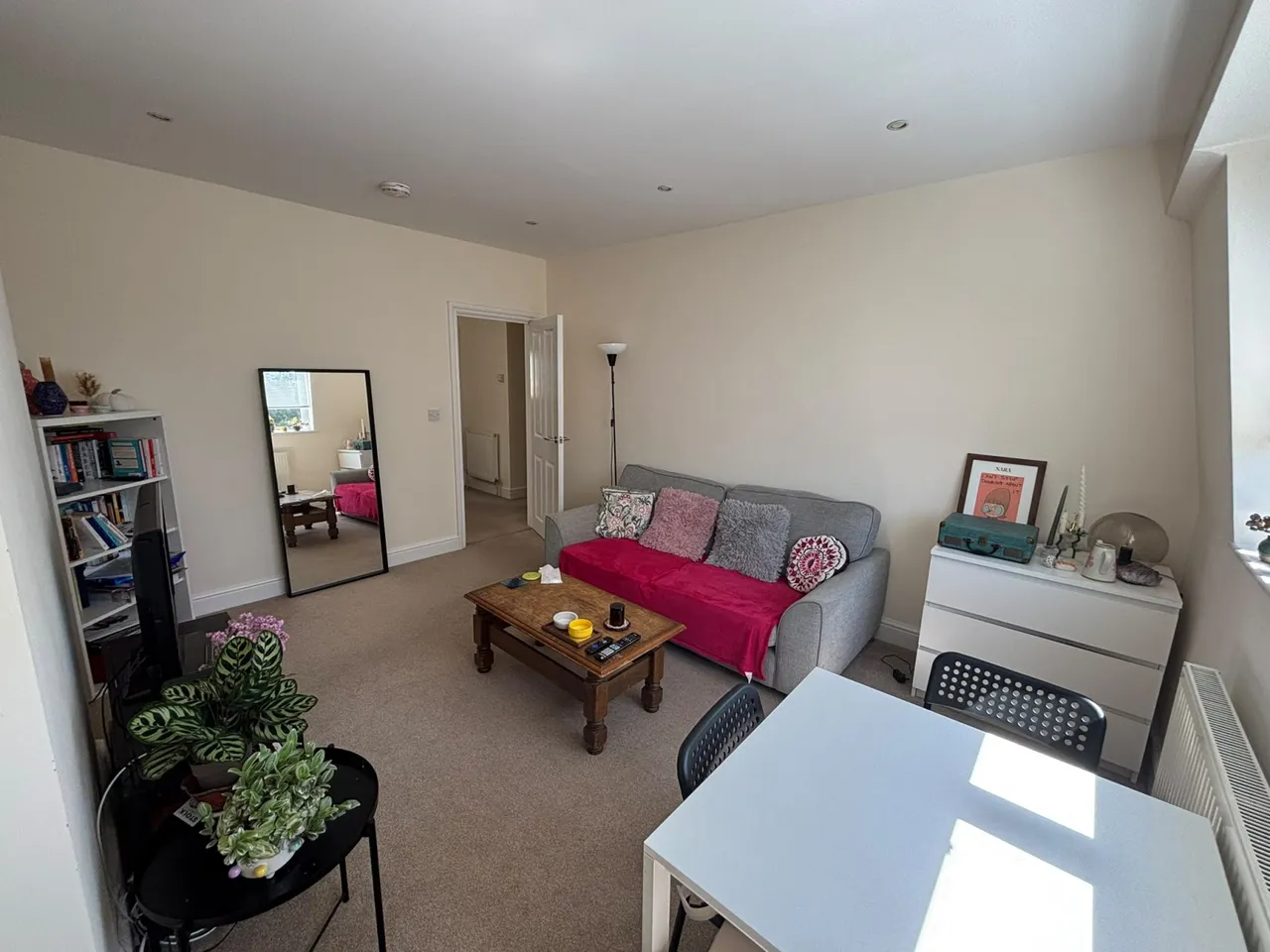 2 bed flat to rent Wentworth Road, London NW11, photo 2