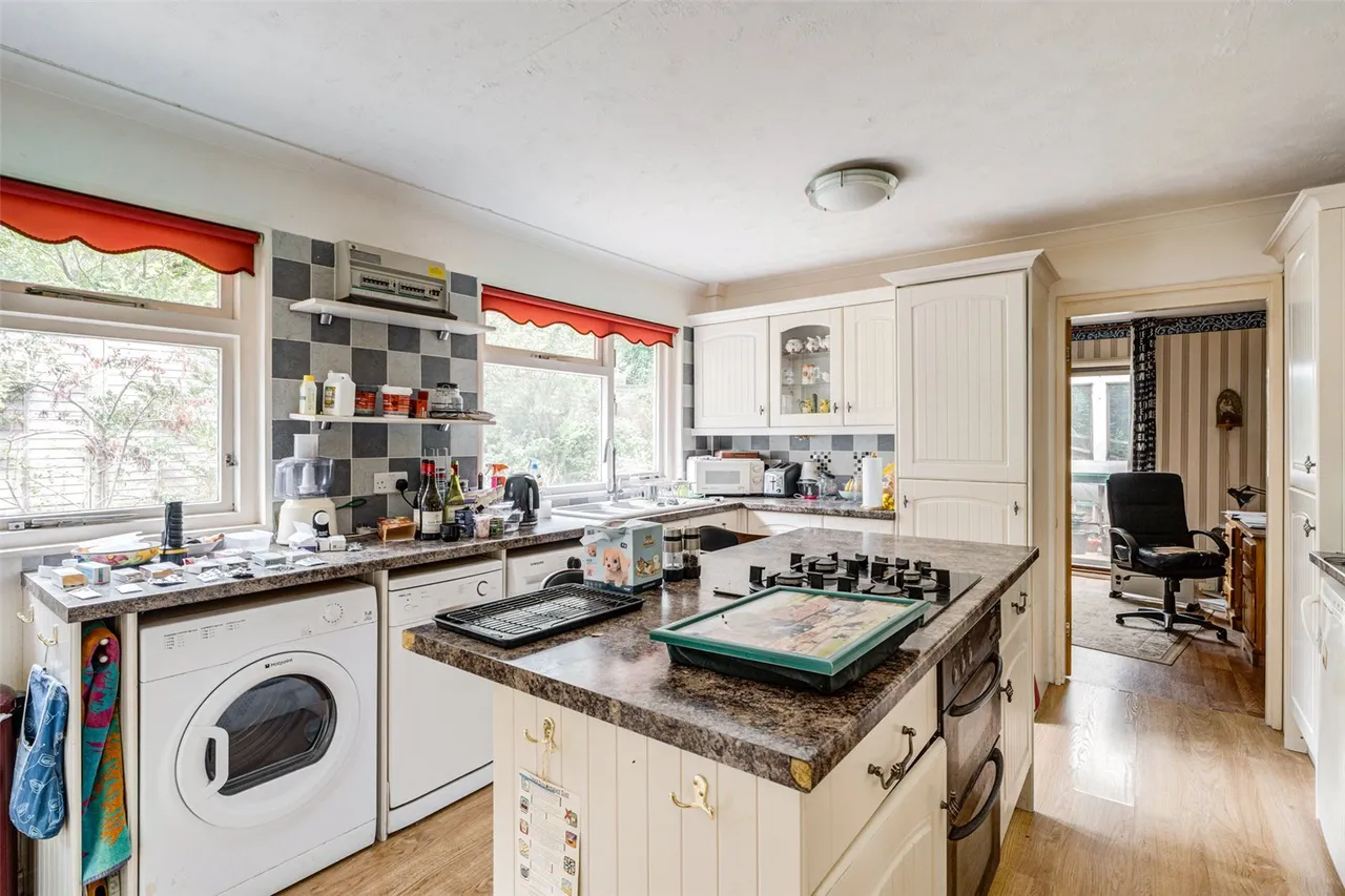 West Hill, High Salvington, BN13, photo 3